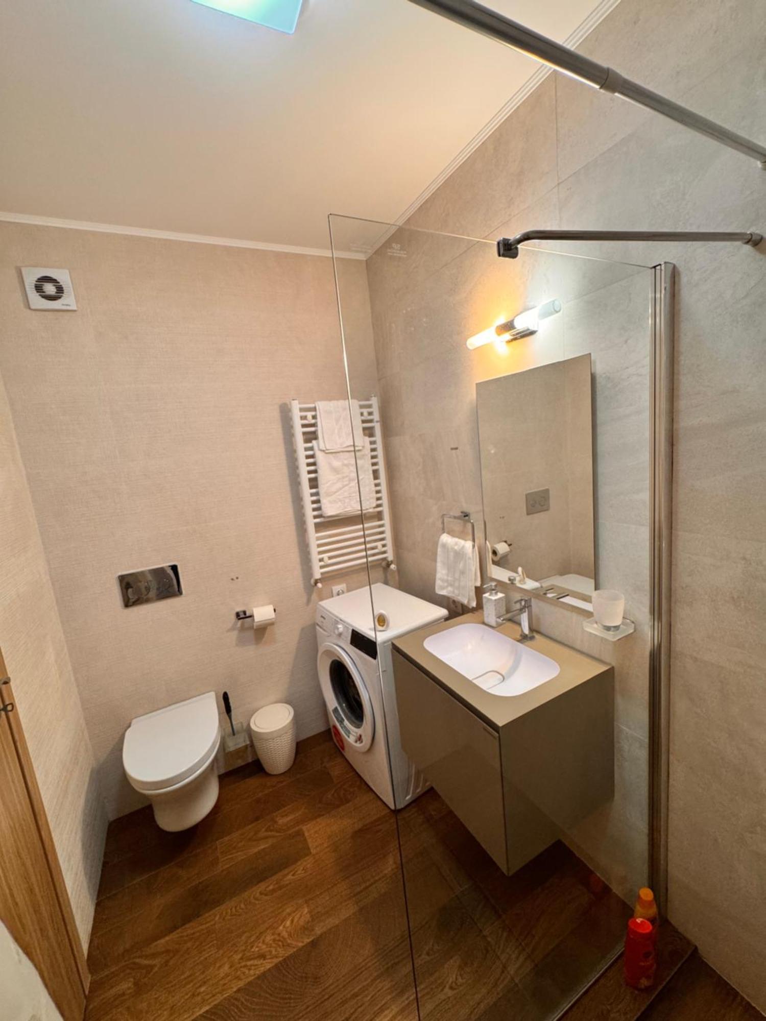Guest 1 Oradea